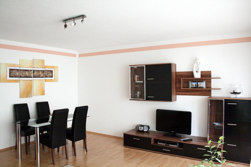 Appartement Julija Baden-Baden Rum bild